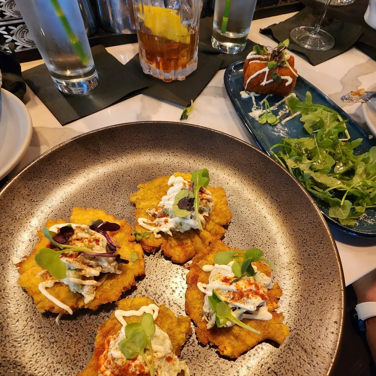 Crispy Tostones Reina Pepiada