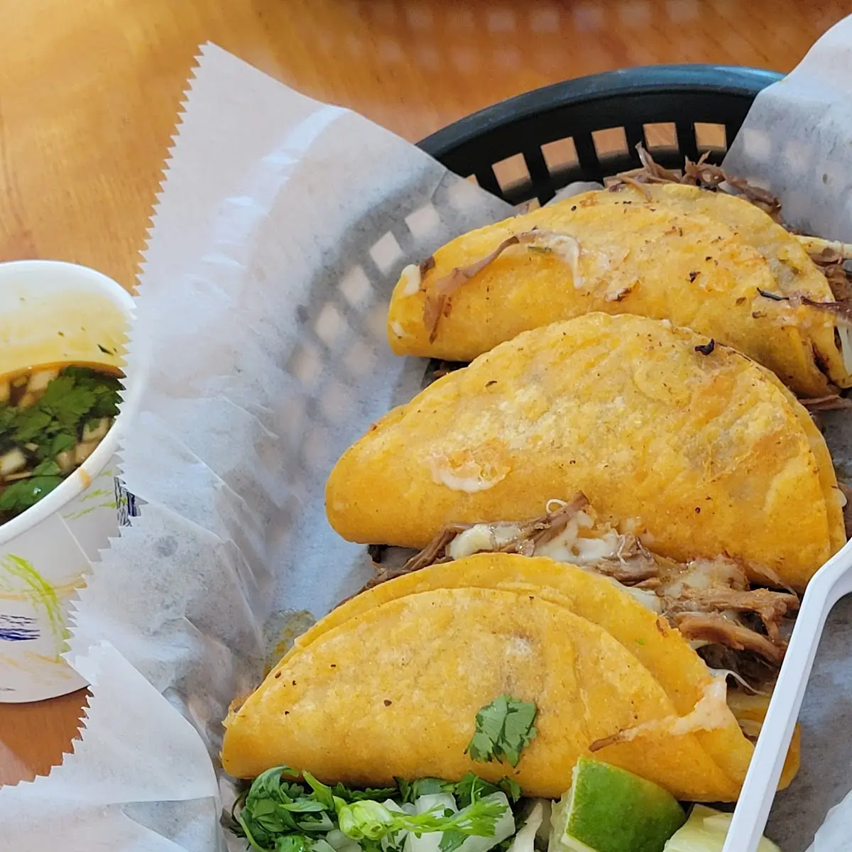 Birria Tacos Con Consome