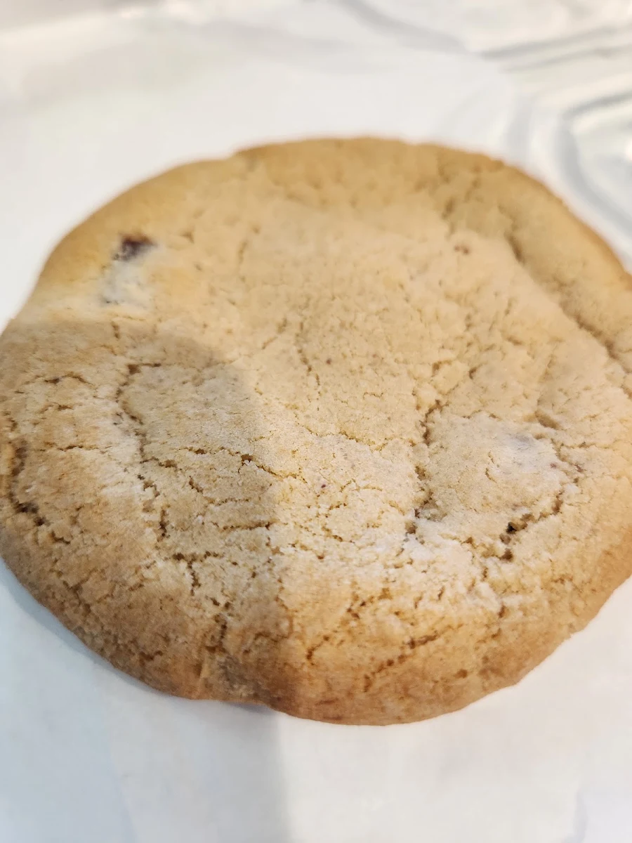 Chocolate Chip Cookie