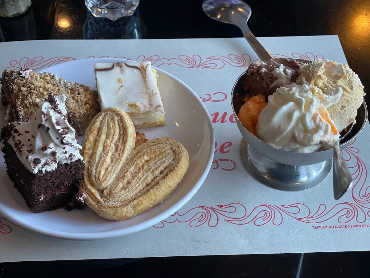 Highlights, Buffet Maison Chan