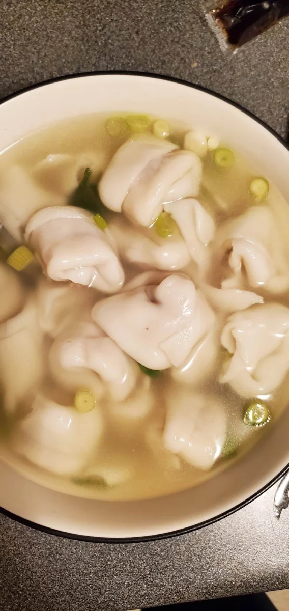 Soupe Won Ton Special Crevettes Poulet, Buffet Maison Chan