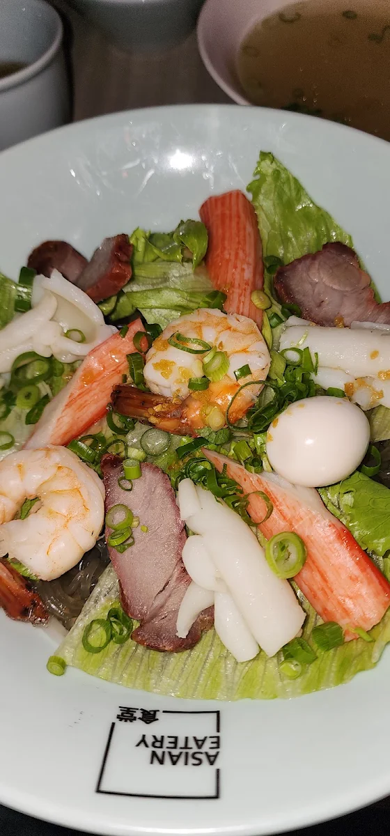 Huy Tiev My Tho, Pho D'lux
