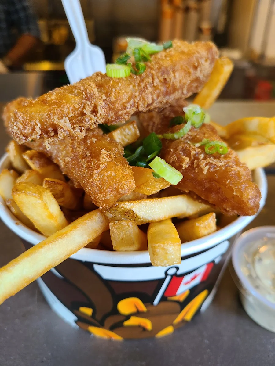 Fried Chicken Poutine