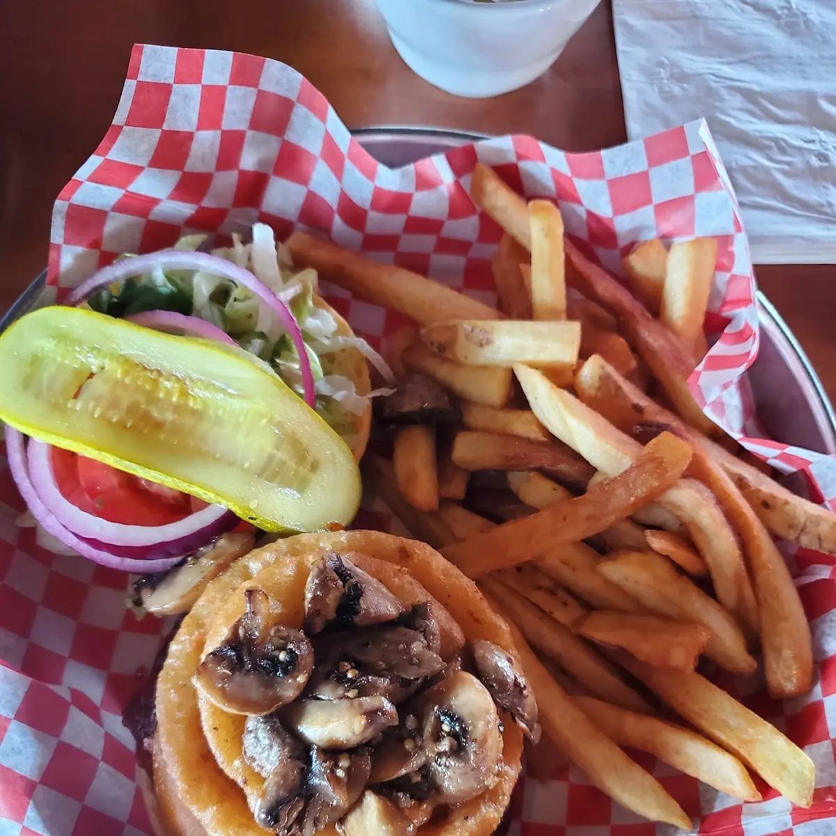 Smokehouse Burger, Chuck’s Roadhouse Bar and Grill