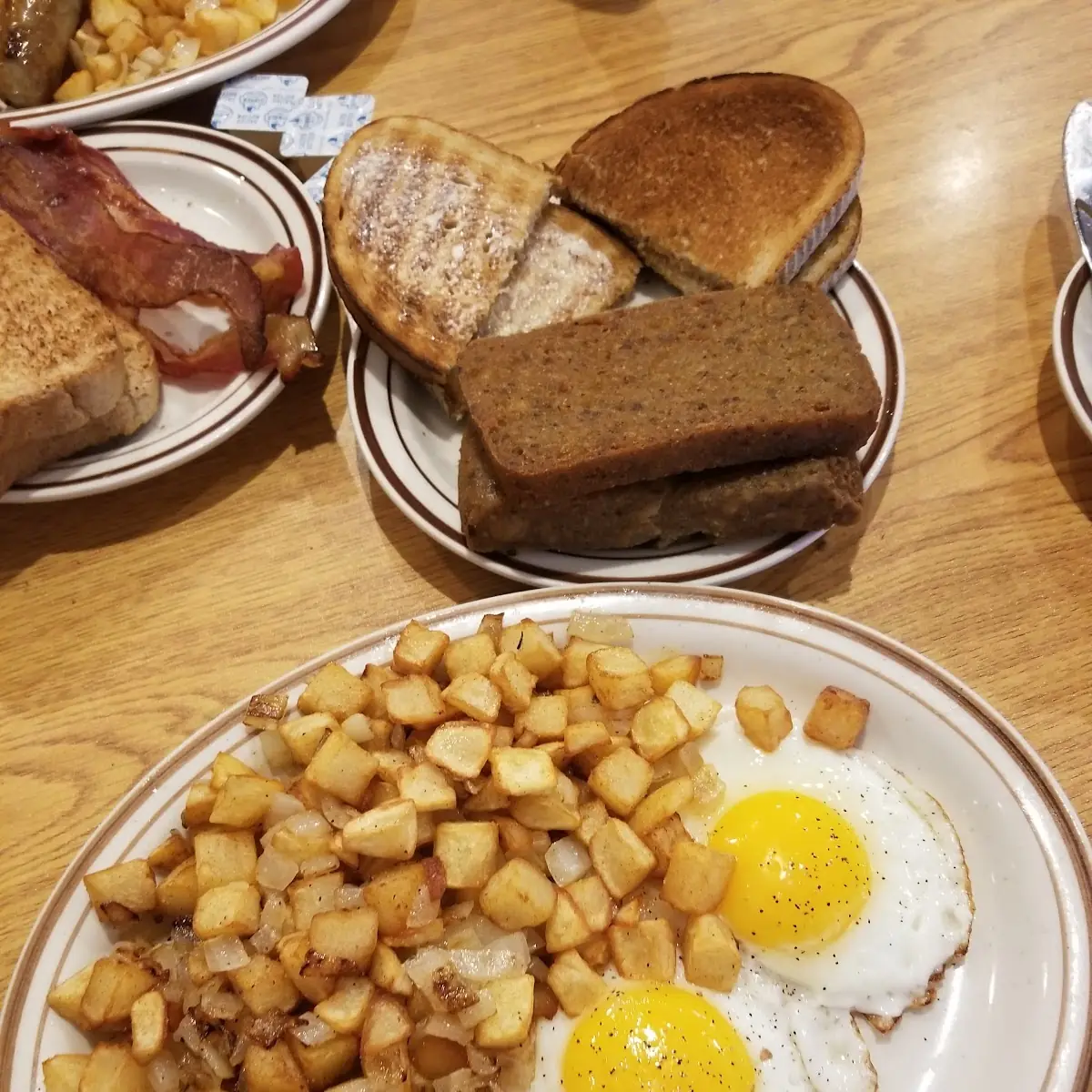 Eggs Sunny-Side Up with Hash Browns