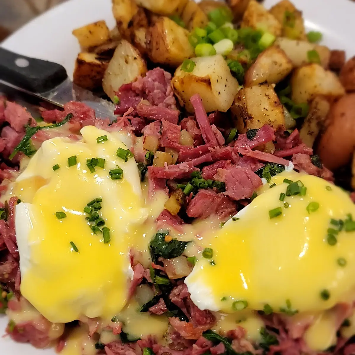 Corned Beef Benedict