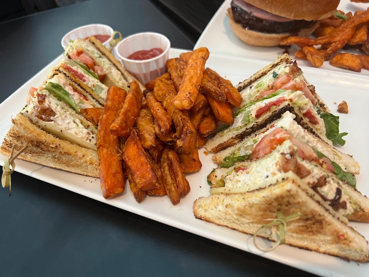 Chicken Club Sandwich