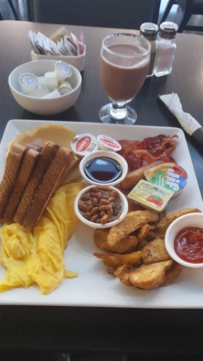 Eggs Bacon and Sausage with Toast