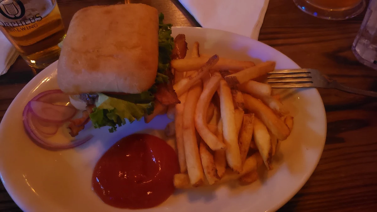 North Highland Pub Burger
