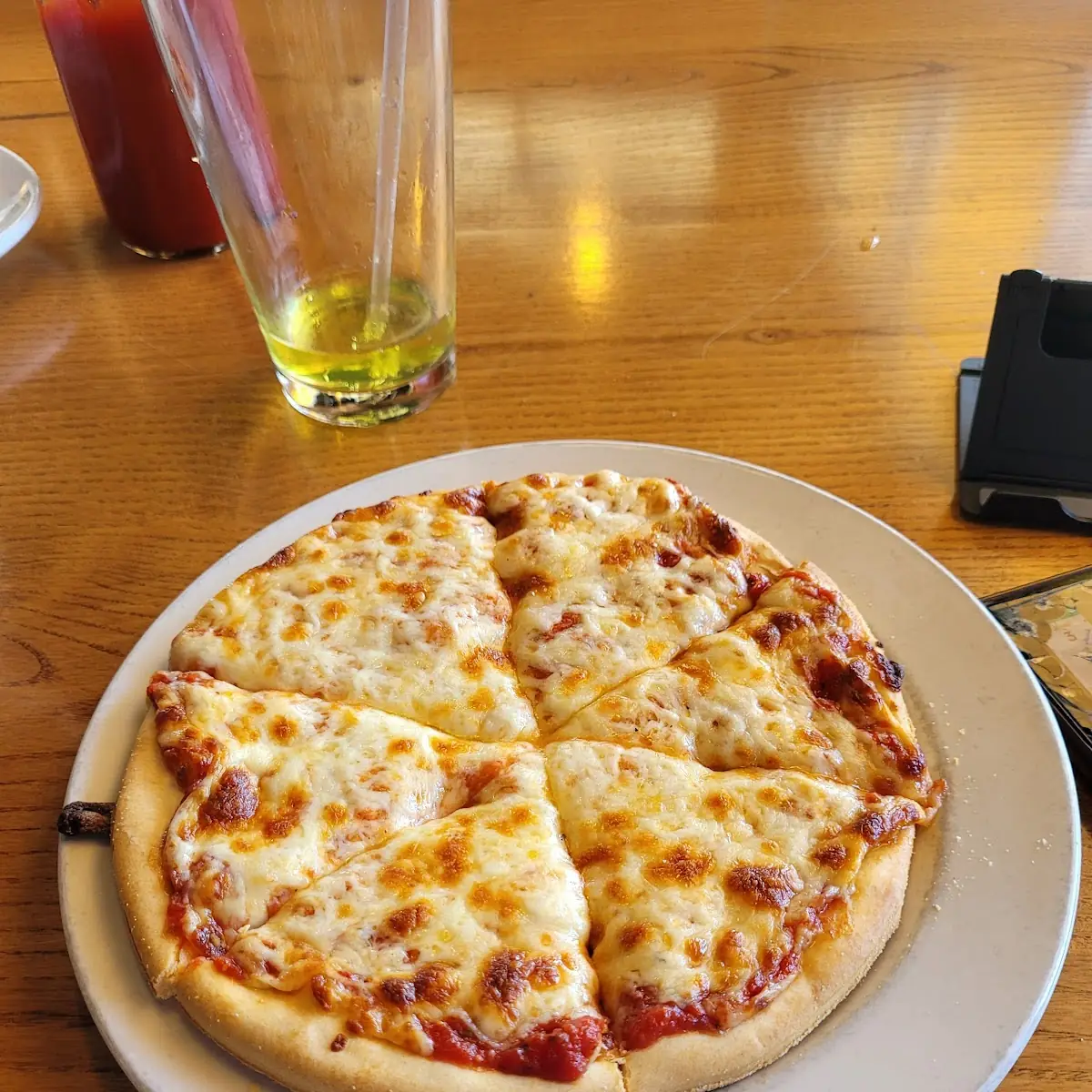 Lunch Thin Crust Cheese Pizza