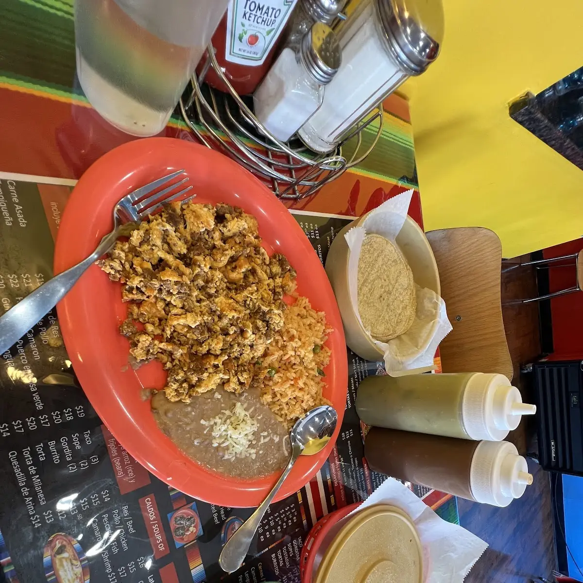 Huevos Con Chorizo Eggs with Chorizo