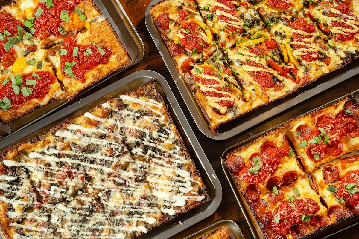 Highlights, McMan Pizza (Detroit Style Pizza)