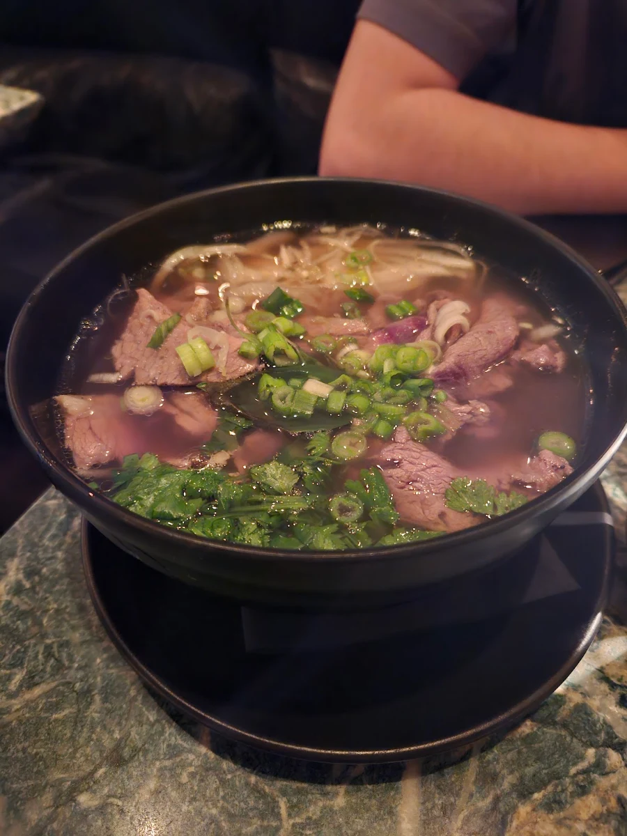 Soupe Tonkinoise de Mr Hà Mr Hà's Tonkinese Soup, HÀ Vieux-Montréal