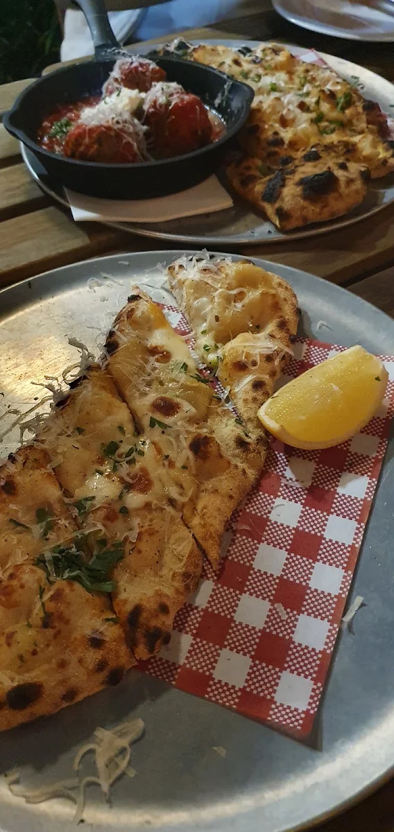 Flat Bread & Meatballs, Lenny Pizzeria & Bar
