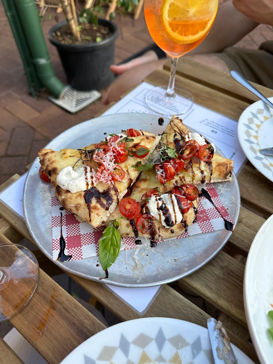 Highlights, Lenny Pizzeria & Bar