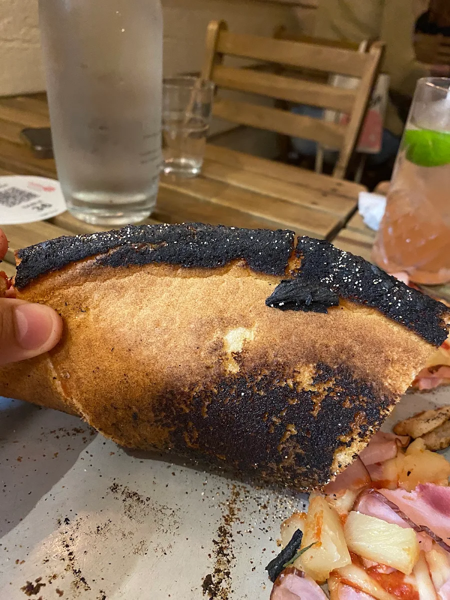 Pizzeria, Lenny Pizzeria & Bar