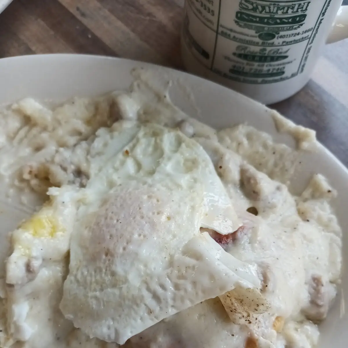 Fried Eggs and Biscuits N Gravy
