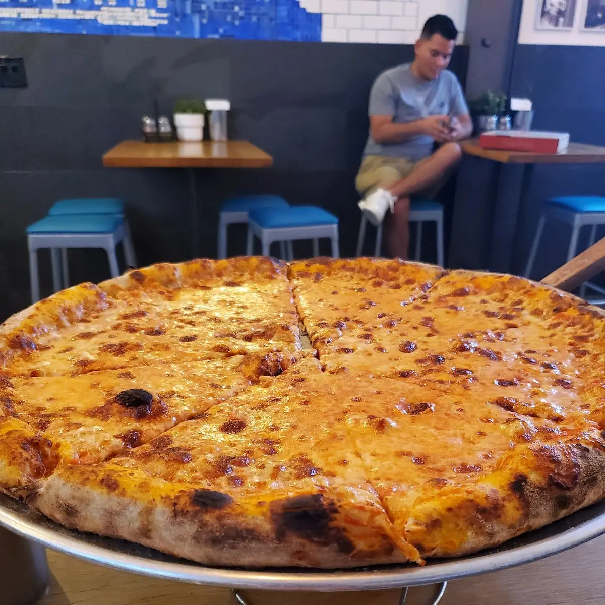 Hand Tossed Cheese Pizza