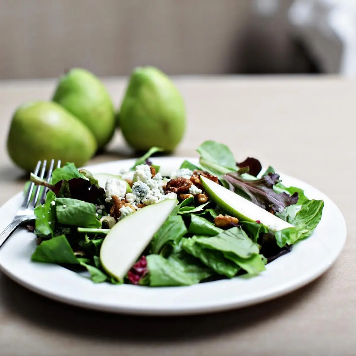 Walnut and Pear Salad