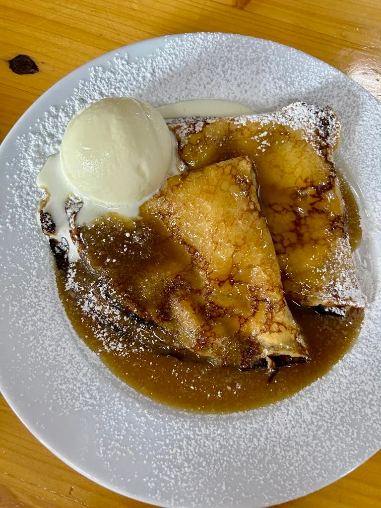 Butterscotch Crepes, Jagerstube
