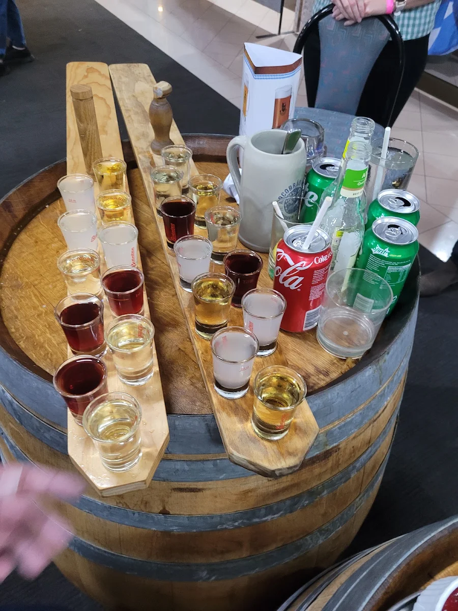 Schnapps Paddle, Jagerstube