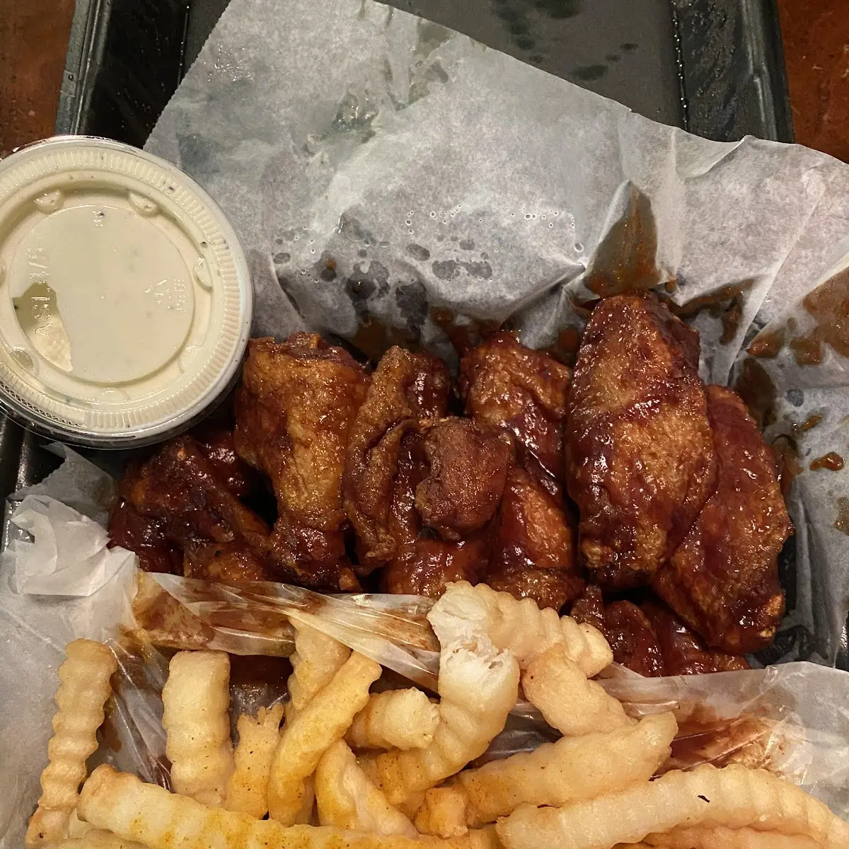 BBQ Wings and Fries
