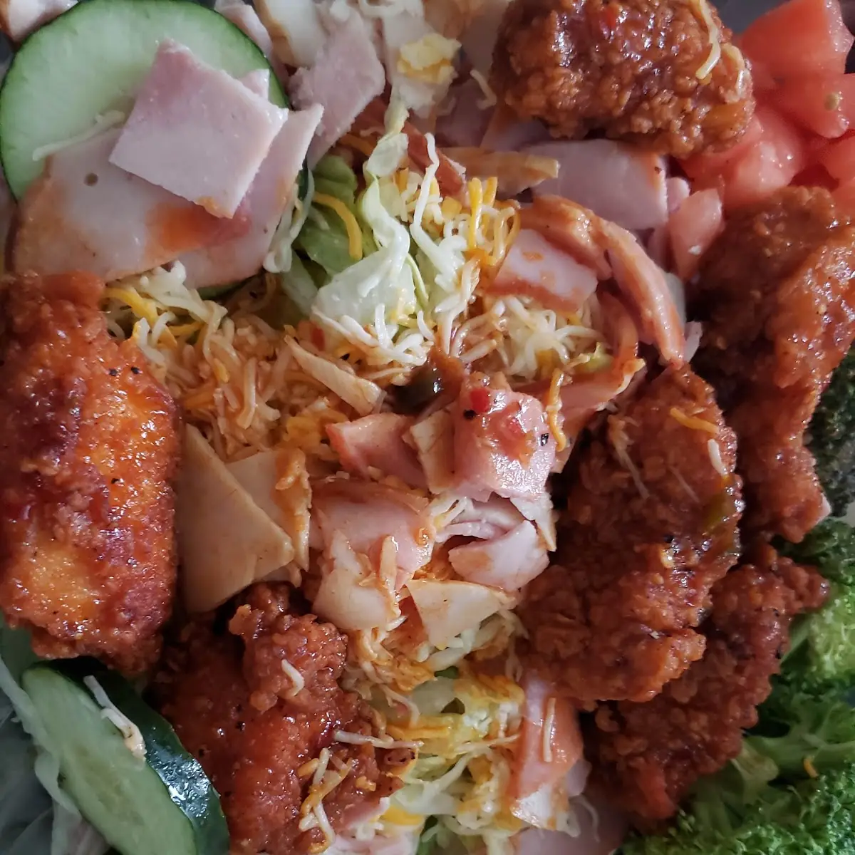 Salad with Boneless Wings