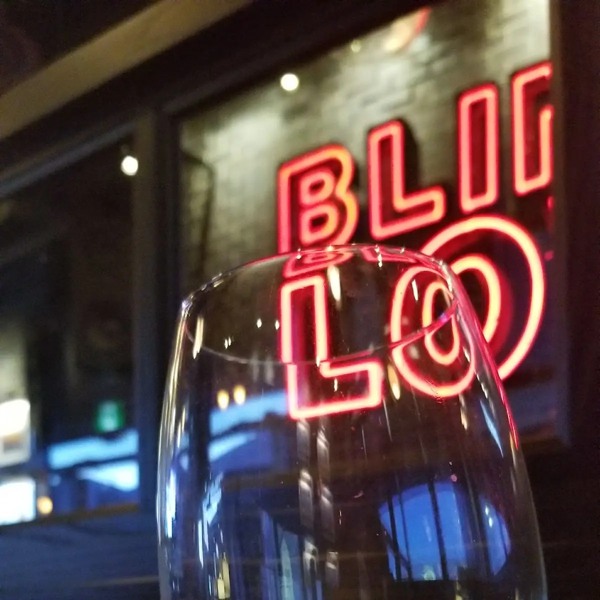 와인, Browns Socialhouse Grandview Corners