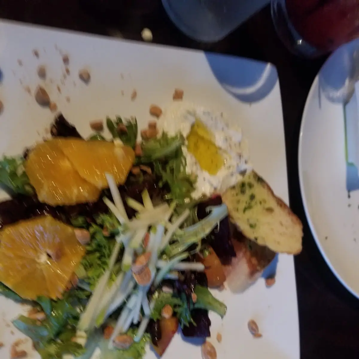 Poynt House Salad