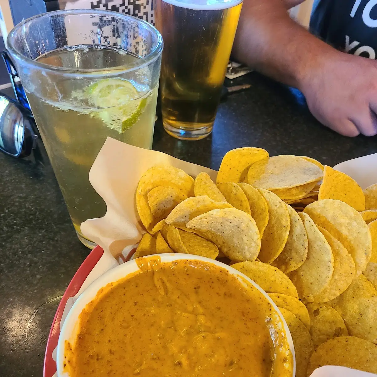 Chips & Queso