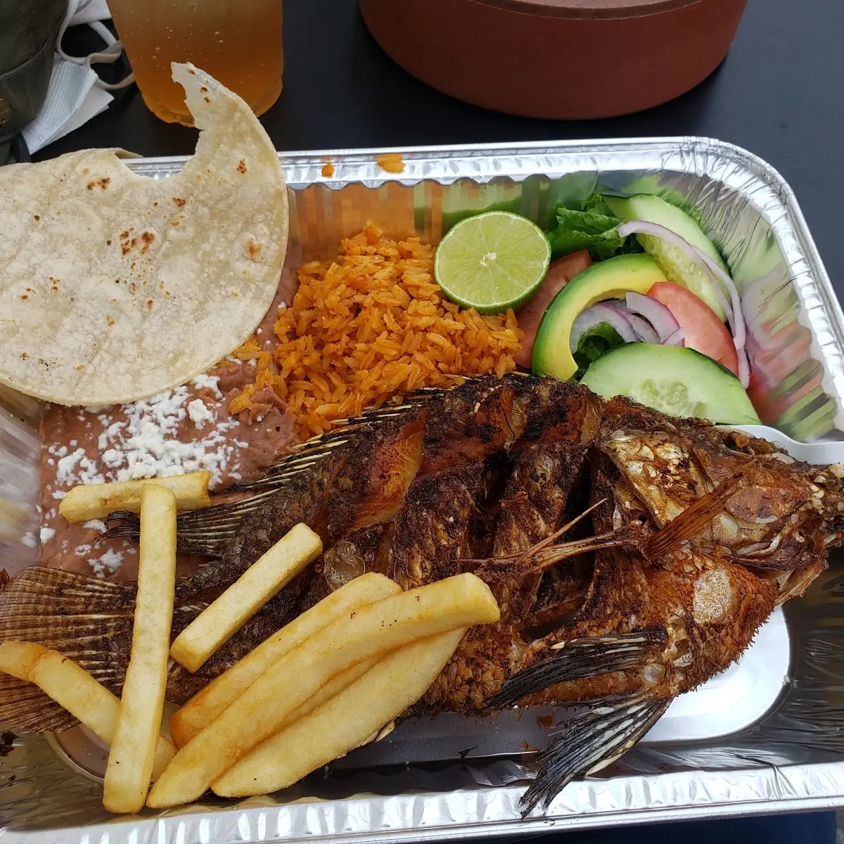 Mojarra Frita Hot Plate