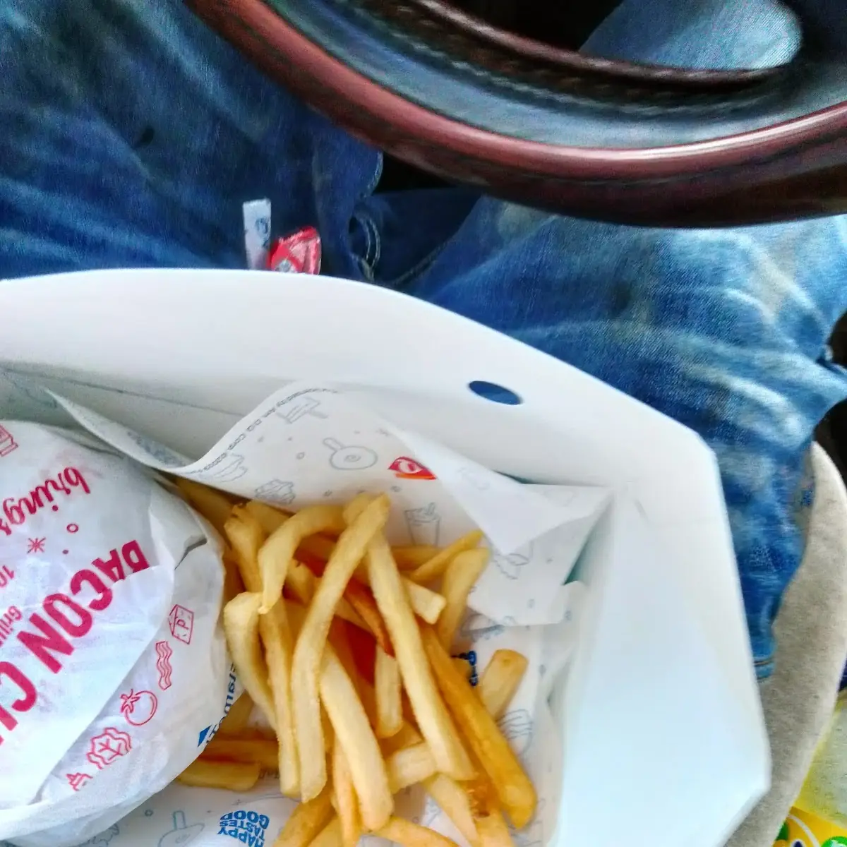 Bacon Cheese Burger with Upgraded Fry's
