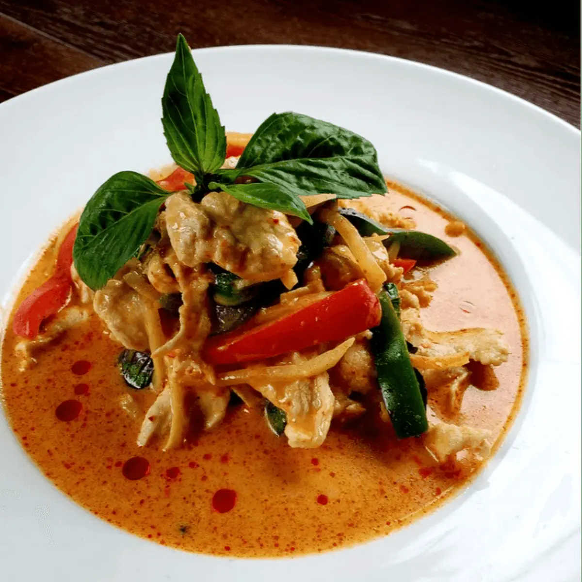 L Red Curry