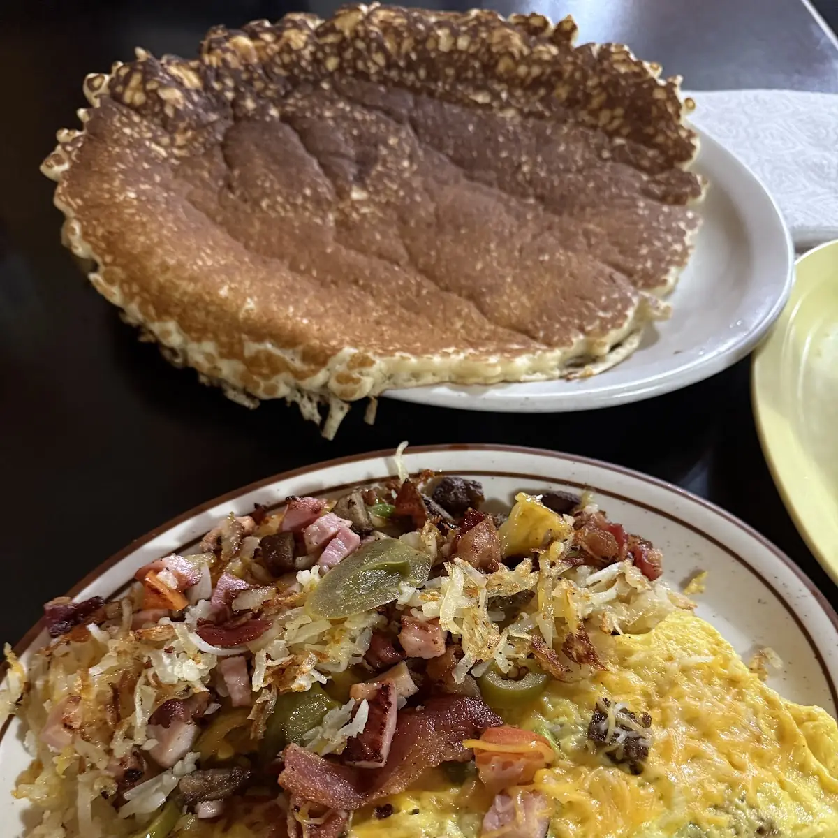 Omelet and Hash Browns