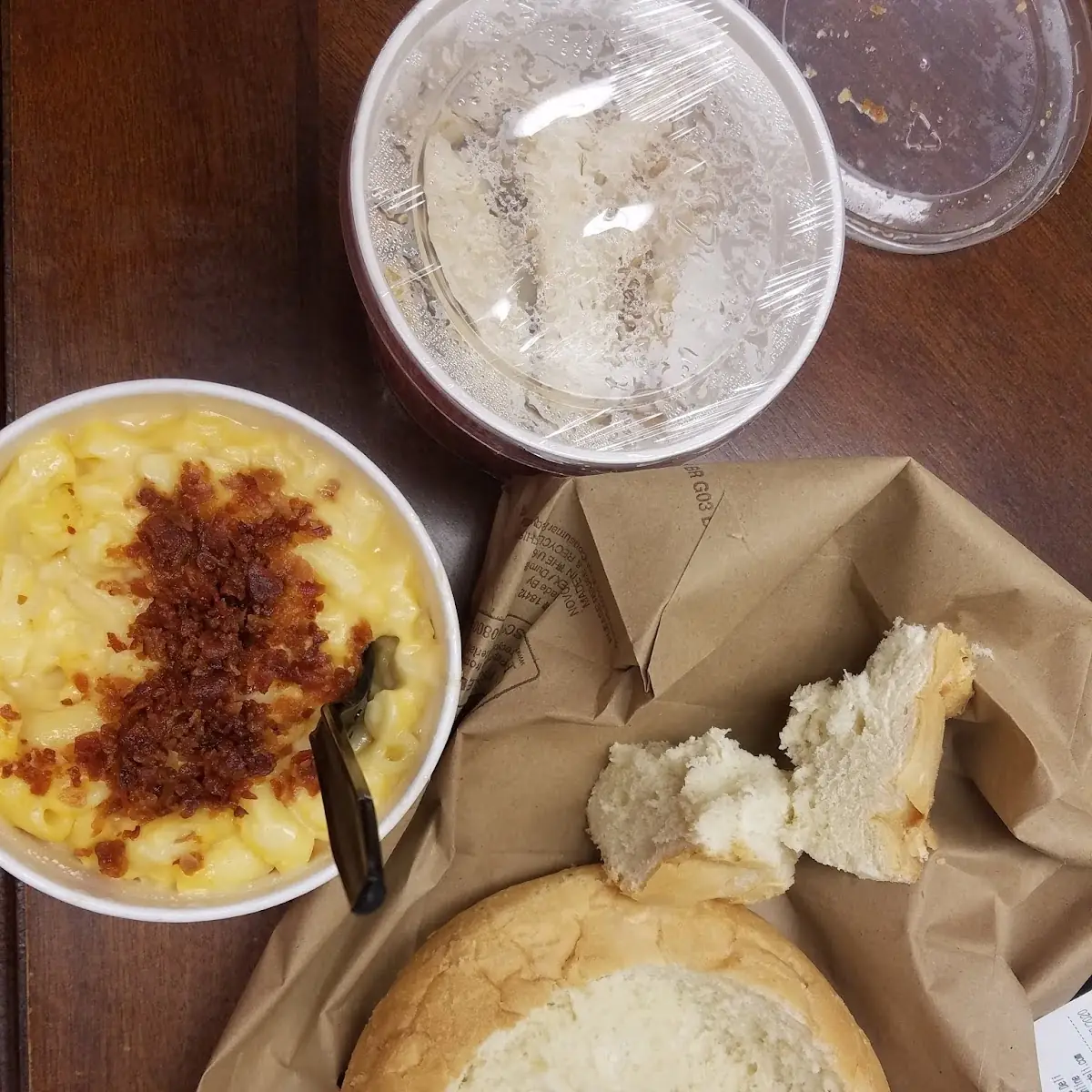 Mac and Cheese Bread Bowl