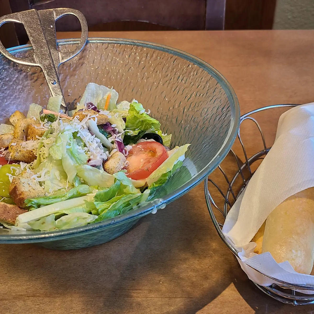 Salad and Bread Sticks