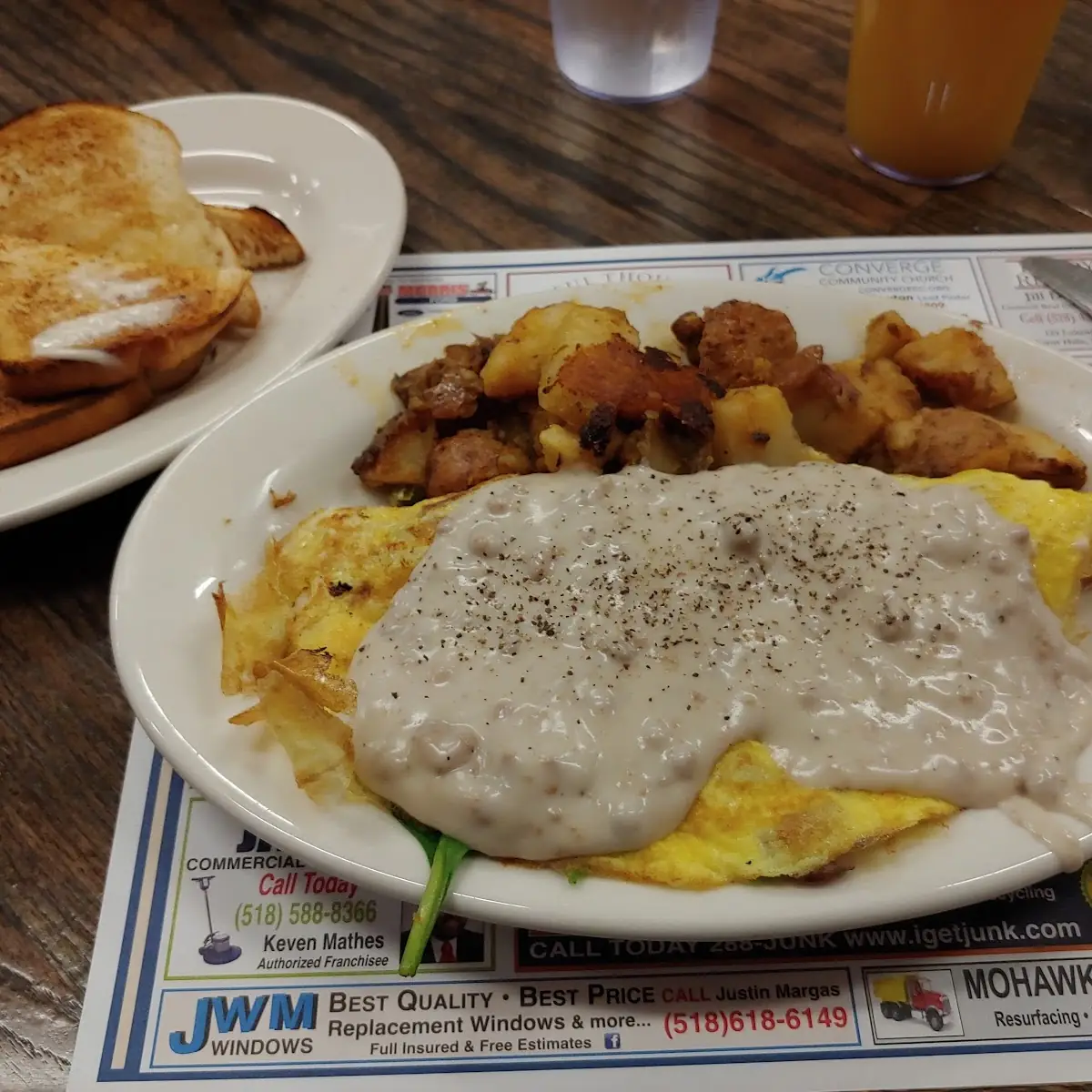 Eggs with Biscuits and Gravy and Toast