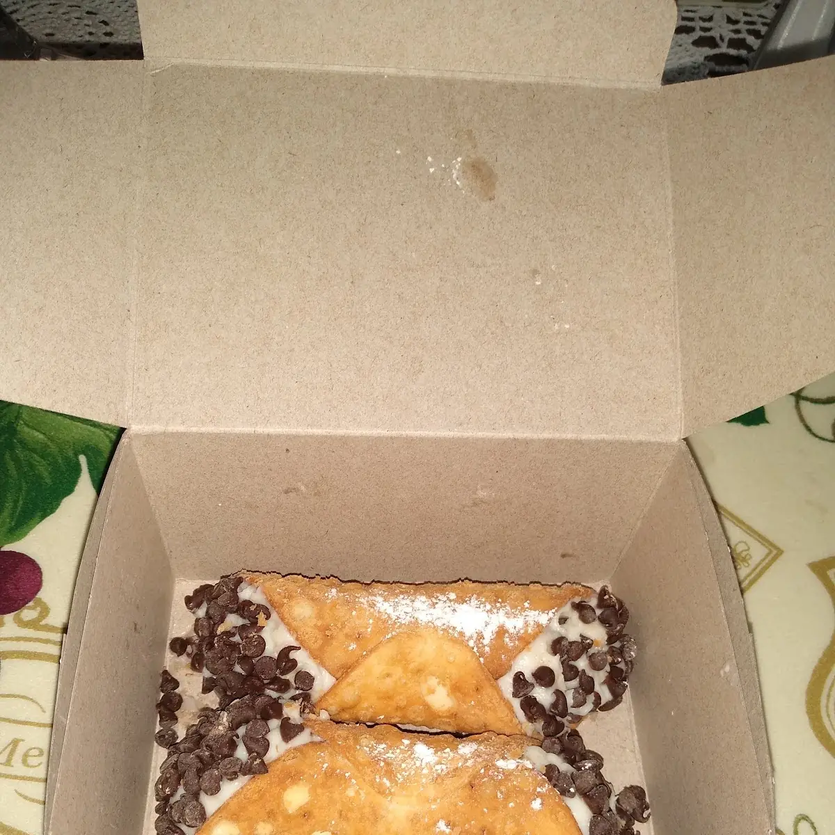 Chocolate Chip Cannoli