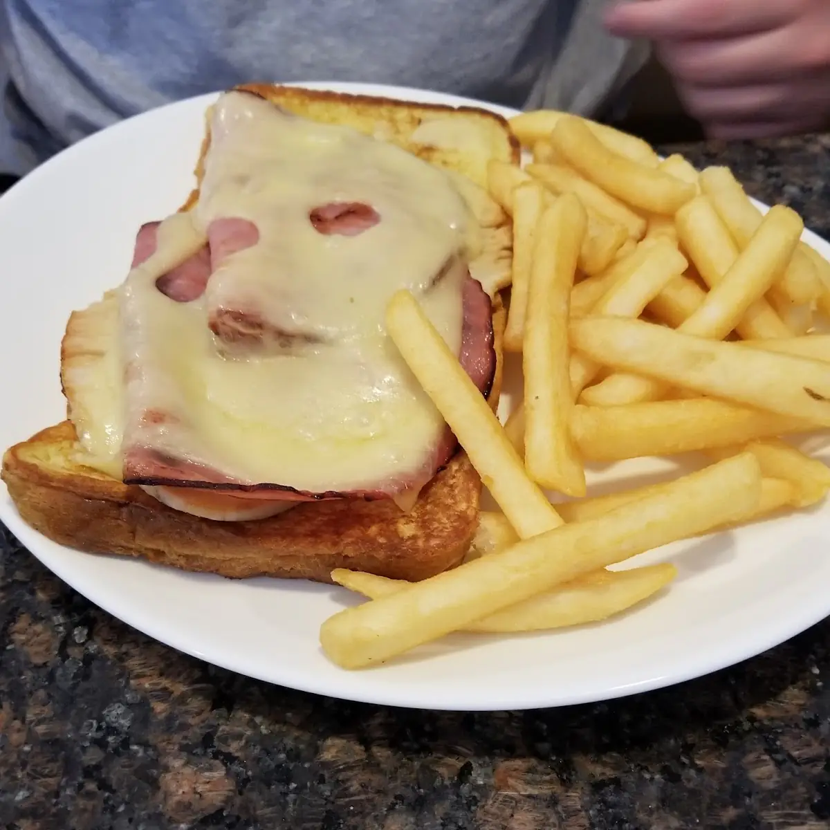 Monte Cristo Sandwich