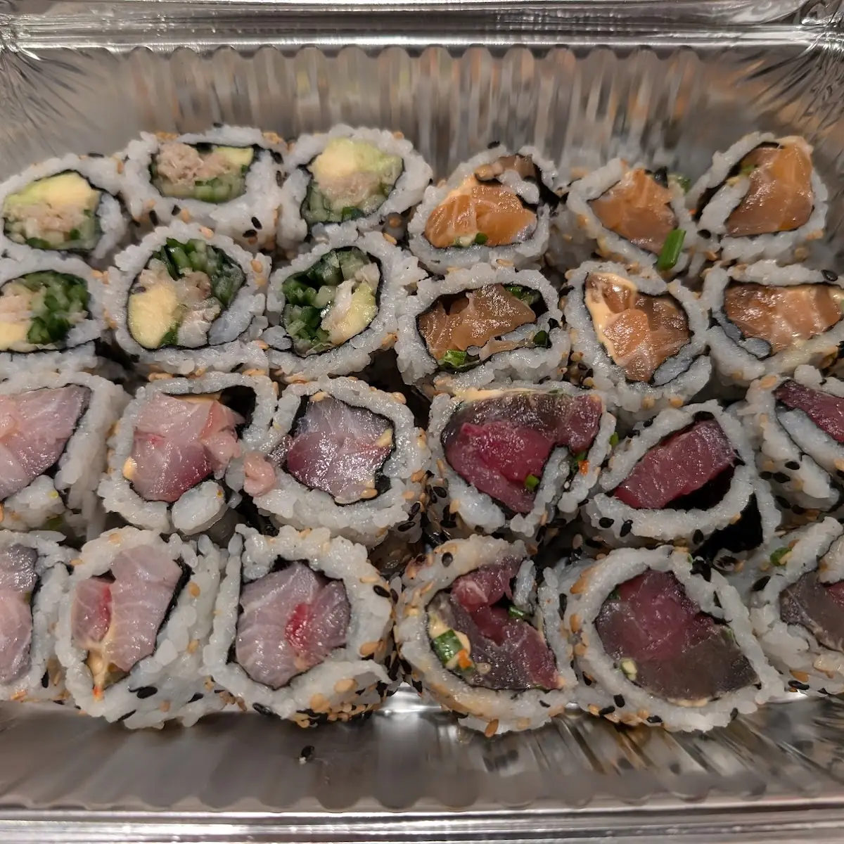 Yellowtail Roll