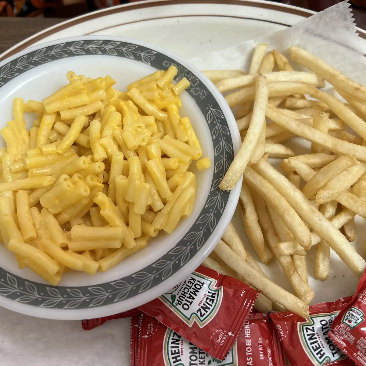 Mac and Cheese with Fries