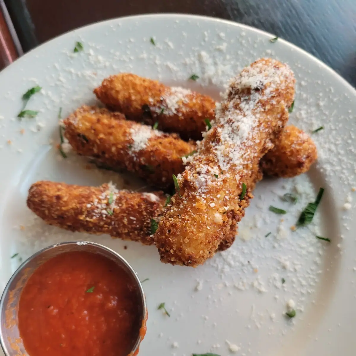 Fried Mozzarella Sticks with Marinara