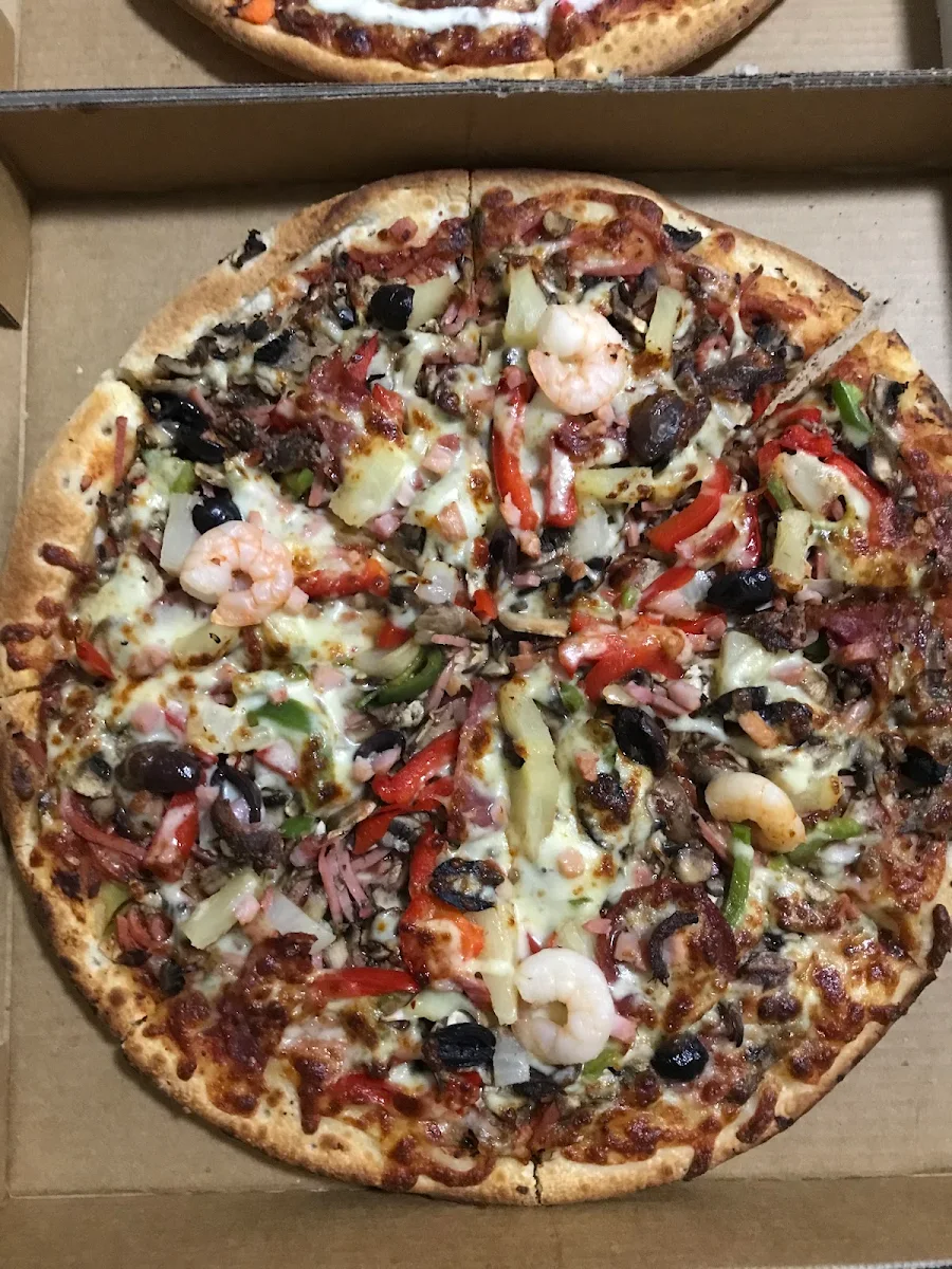 Highlights, Lulu's Pizza