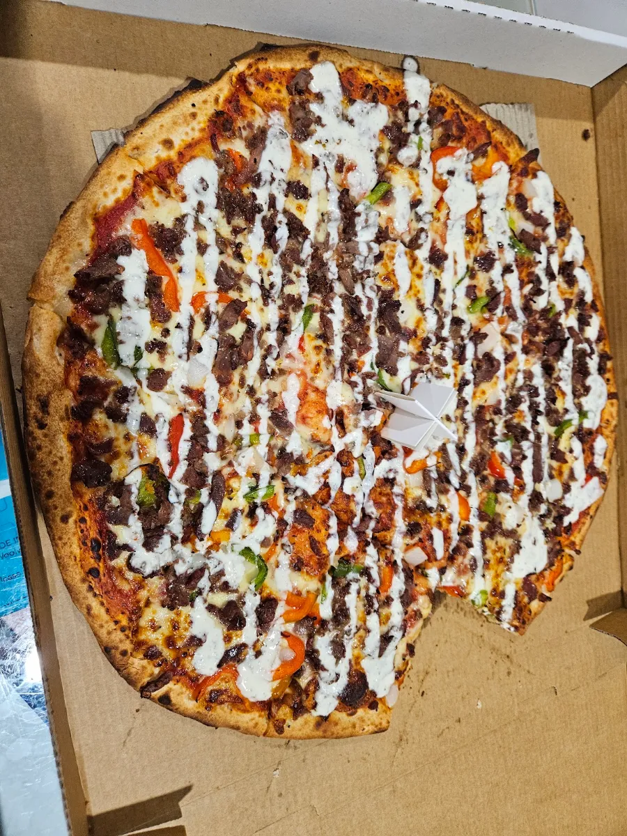 Highlights, Lulu's Pizza