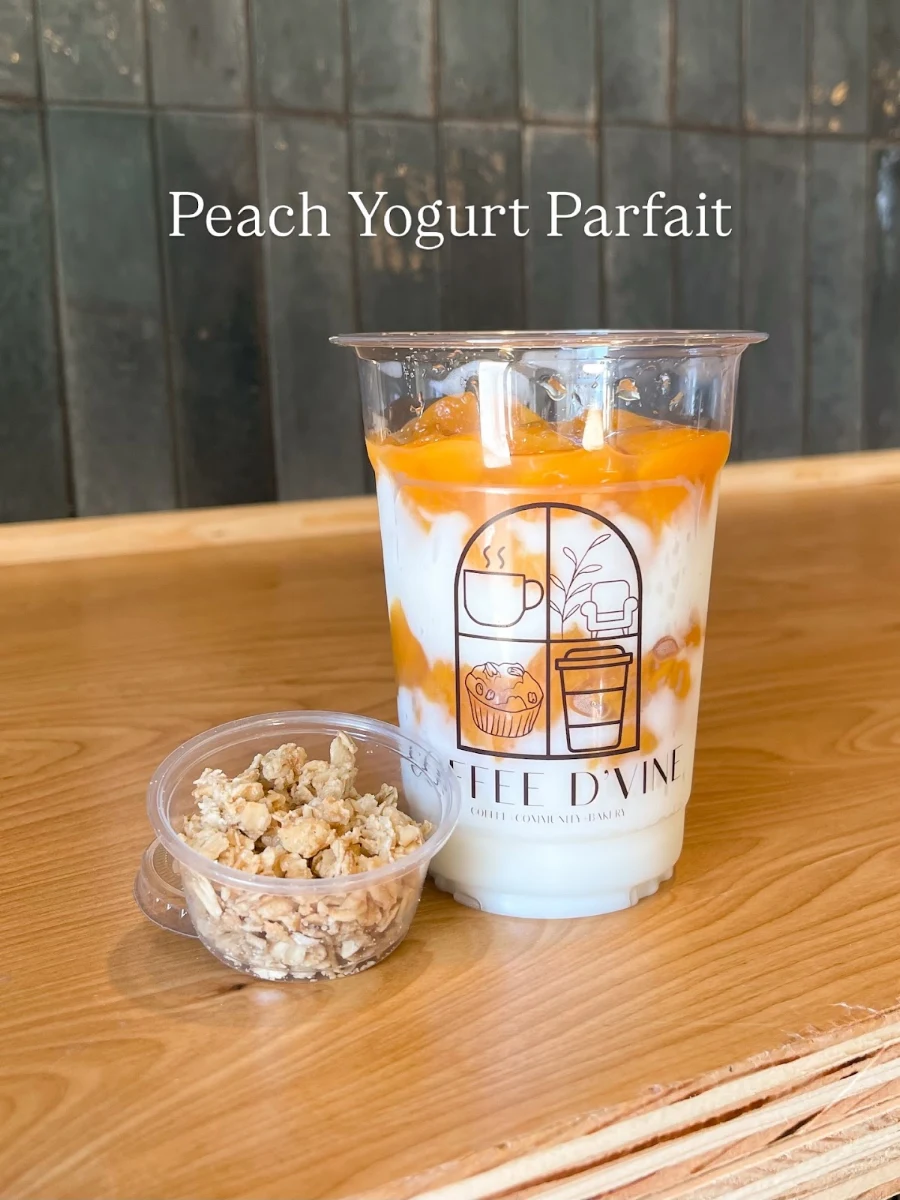 Peaches and Honey Yogurt Parfait