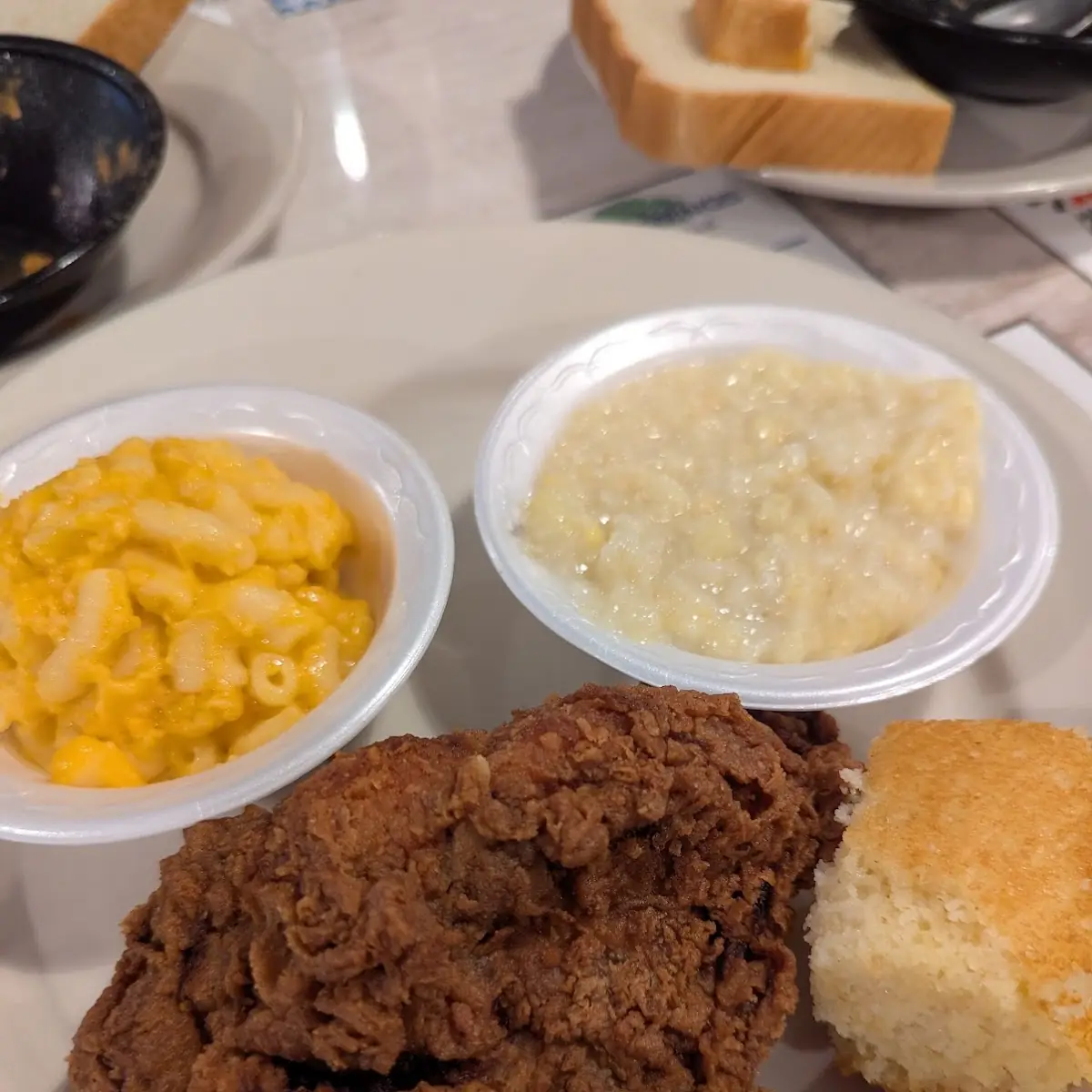 Fried Chicken Creamed Corn and Mac and Cheese