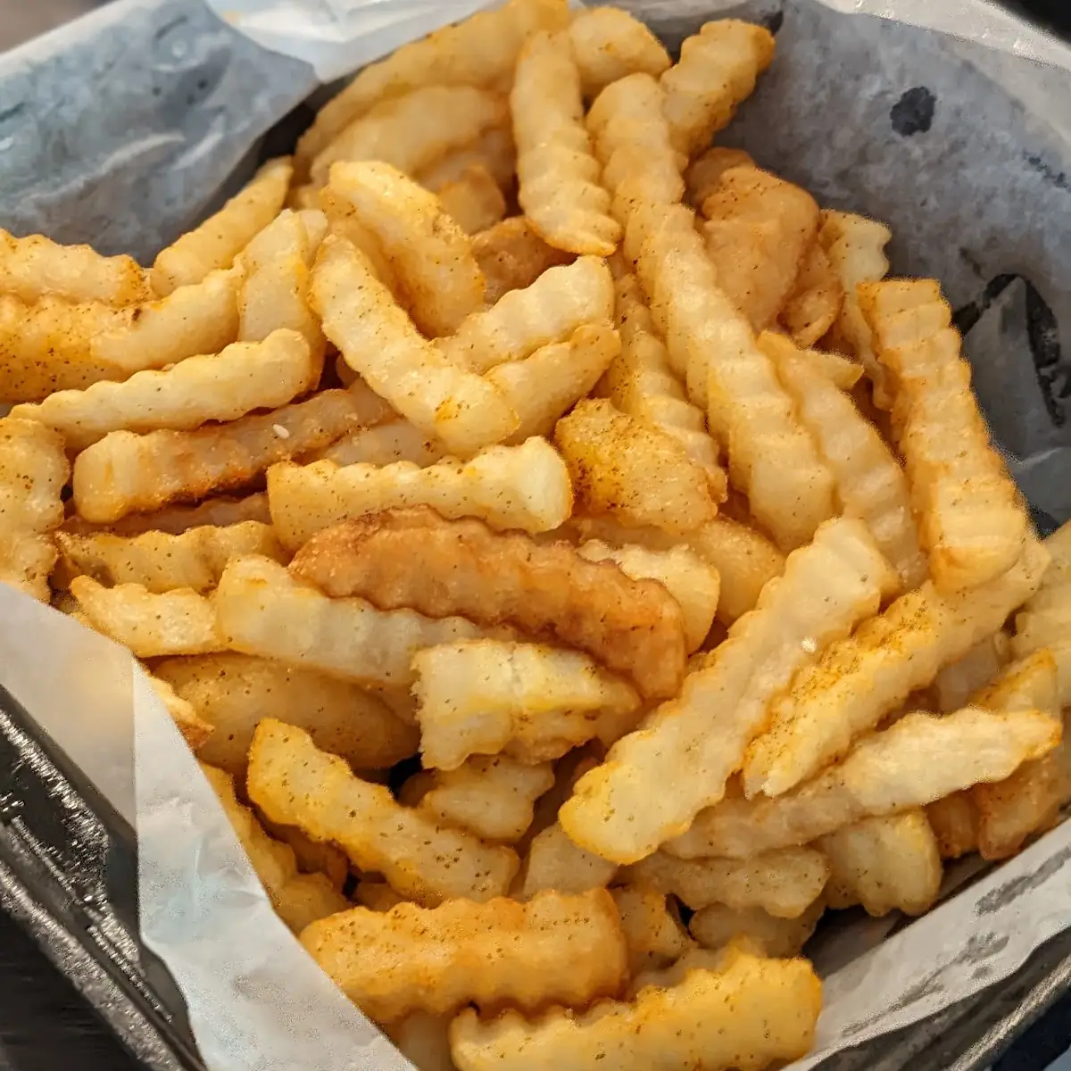 Crinkle-Cut Fries Large