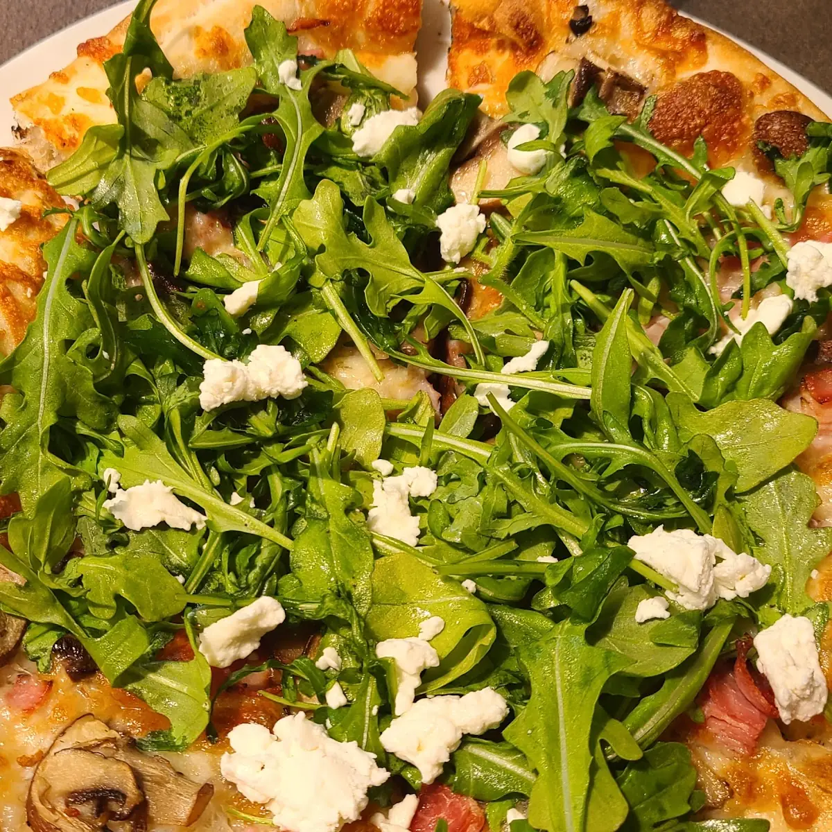Pig in the Woods Personal Pizza