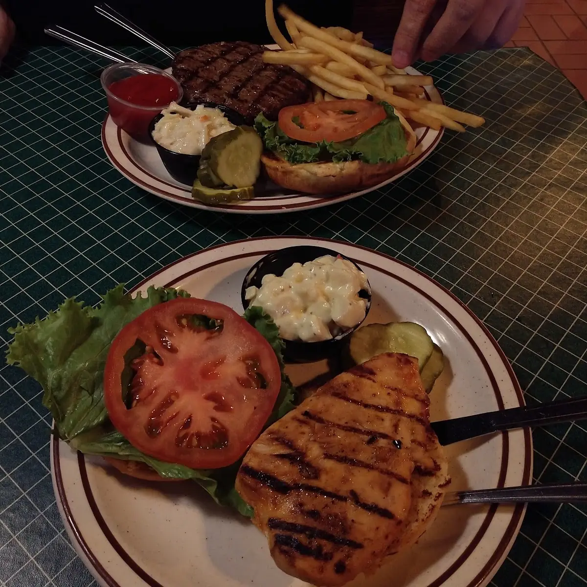 Grilled Chicken Breast Pub Burger