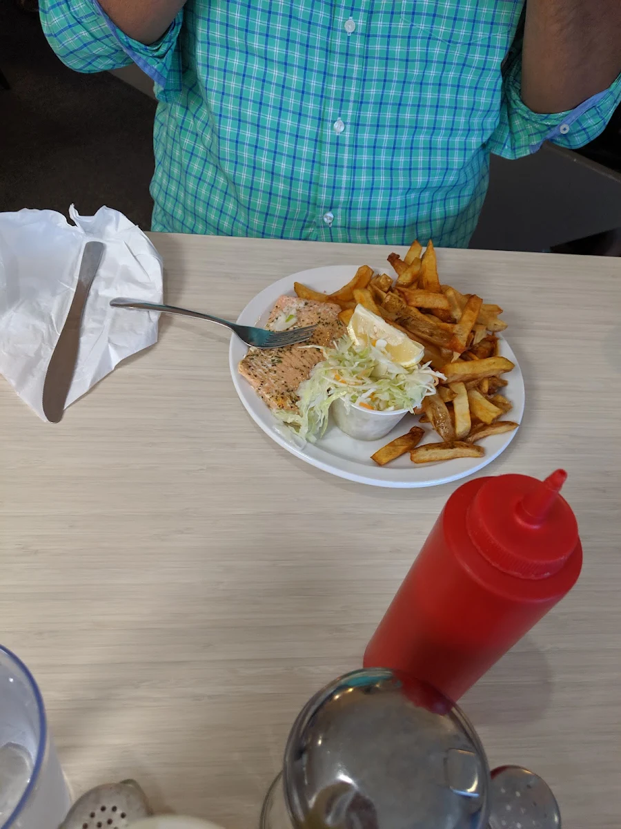 Steamed Salmon and Chips